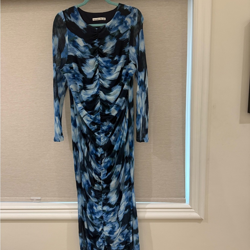Abercrombie & Fitch Blue and Black Patterned Dress